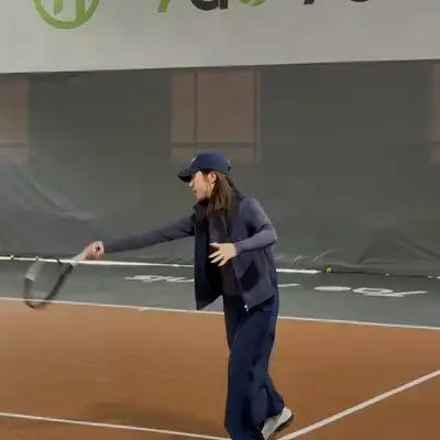 邓悦